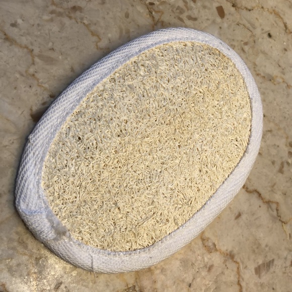 NWT Basin sliced to order artisan glycerin soap shoe inlay design & loofa - Picture 6 of 16